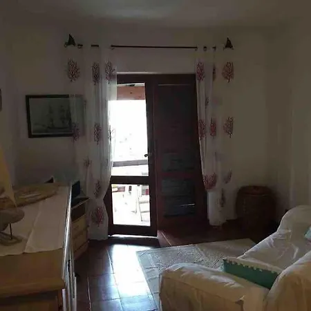 Сasa de vacaciones Baia Caddinas Casa Con Vista Mare